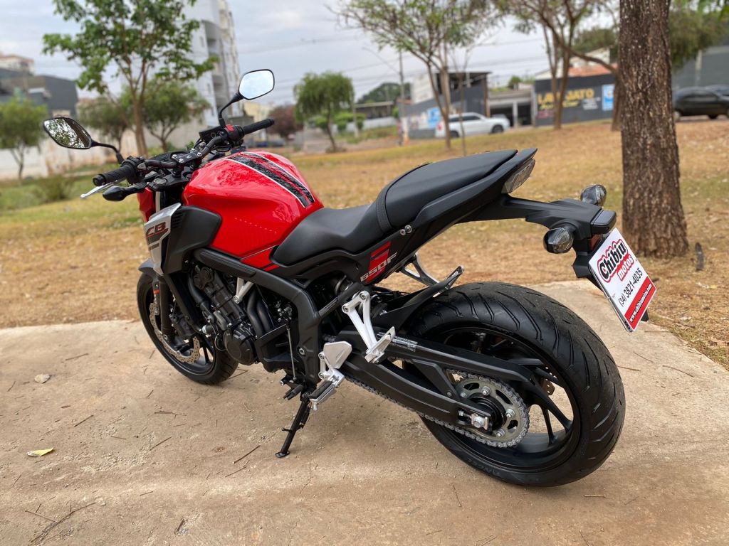 Honda CB 650 F  2018/2018 - Chibiu Motos - Motos Nacionais e Importadas, Oficina Especializada, Loja de PeÃ§as, AcessÃ³rios e Boutique - Patos de Minas/MG