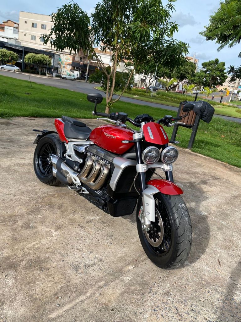 Triumph ROCKET 3R 2021/2022 - Chibiu Motos - Motos Nacionais e Importadas, Oficina Especializada, Loja de PeÃ§as, AcessÃ³rios e Boutique - Patos de Minas/MG