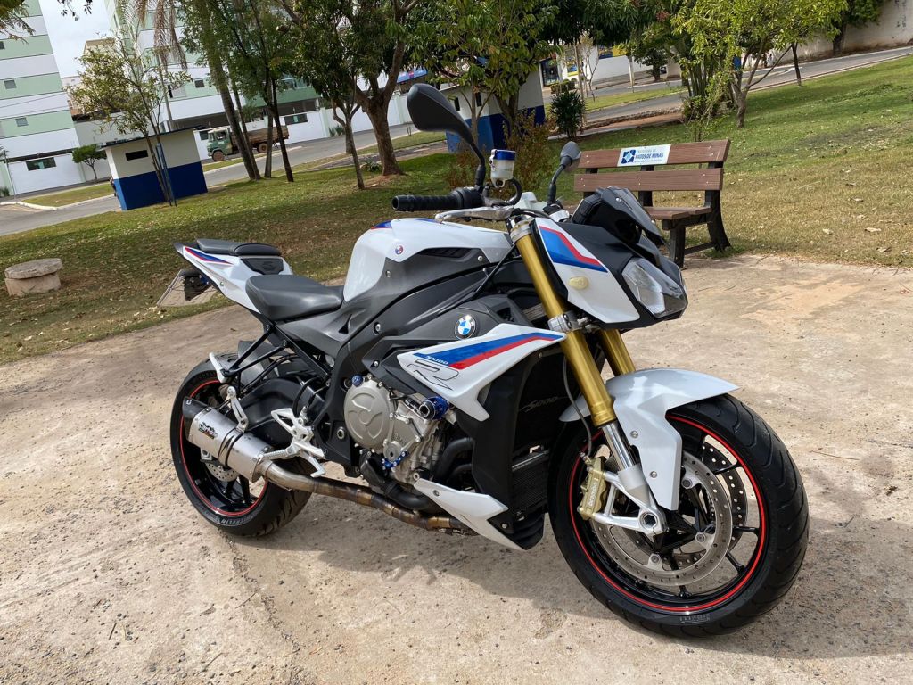 BMW S 1000 R 2018/2018 - Chibiu Motos - Motos Nacionais e Importadas, Oficina Especializada, Loja de PeÃ§as, AcessÃ³rios e Boutique - Patos de Minas/MG