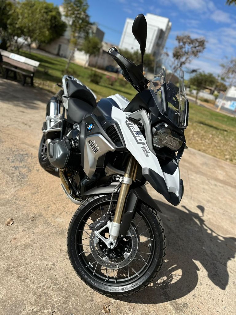 BMW R1250 GS PREMIUM  2023/2024 - Chibiu Motos - Motos Nacionais e Importadas, Oficina Especializada, Loja de PeÃ§as, AcessÃ³rios e Boutique - Patos de Minas/MG