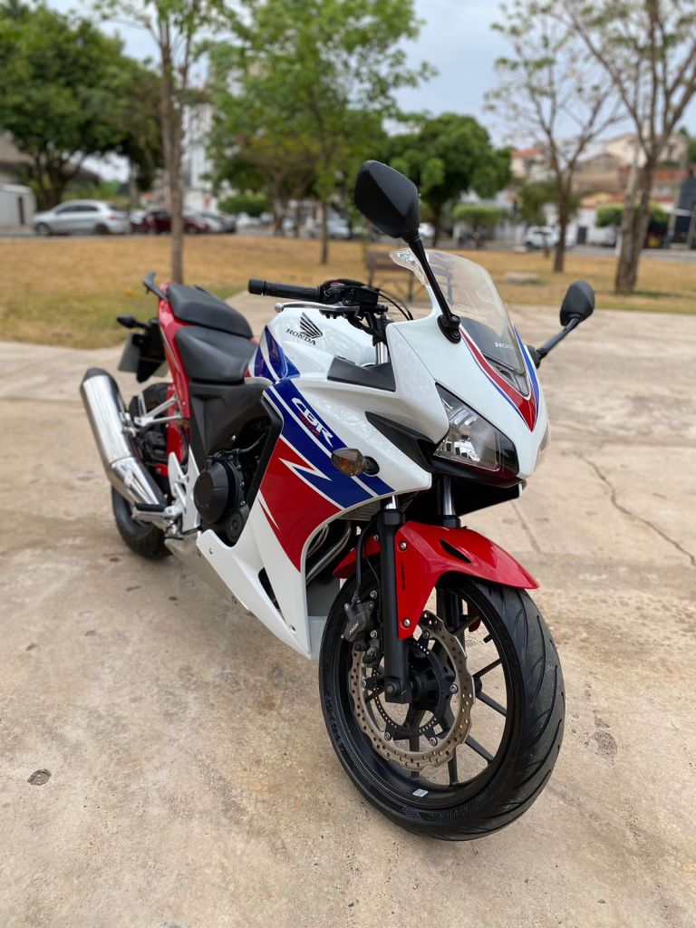 Honda CBR 500 R 2015/2015 - Chibiu Motos - Motos Nacionais e Importadas, Oficina Especializada, Loja de PeÃ§as, AcessÃ³rios e Boutique - Patos de Minas/MG