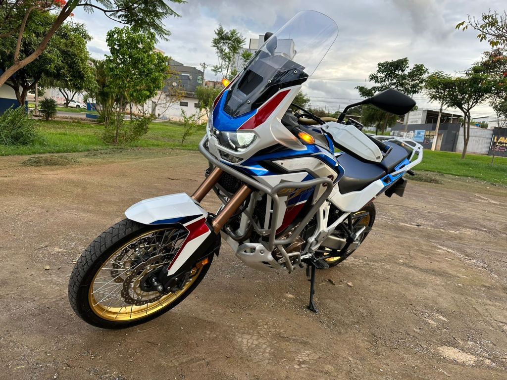 Honda AFRICA TWIN  2021/2021 - Chibiu Motos - Motos Nacionais e Importadas, Oficina Especializada, Loja de PeÃ§as, AcessÃ³rios e Boutique - Patos de Minas/MG