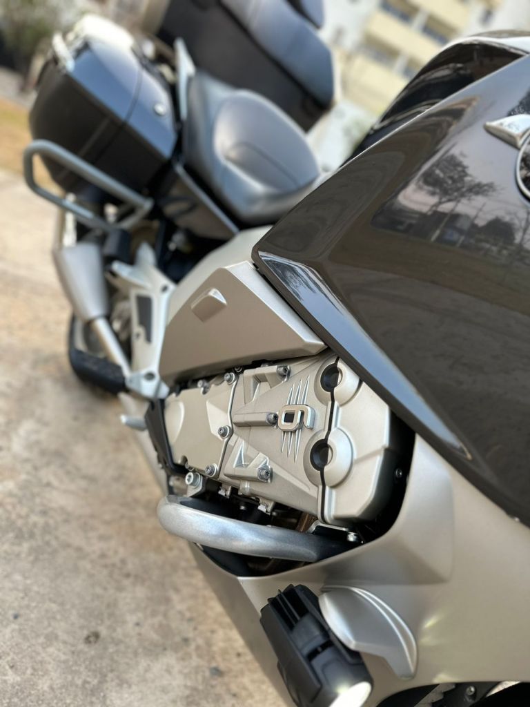 BMW K 1600 GTL 2014/2015 - Chibiu Motos - Motos Nacionais e Importadas, Oficina Especializada, Loja de PeÃ§as, AcessÃ³rios e Boutique - Patos de Minas/MG