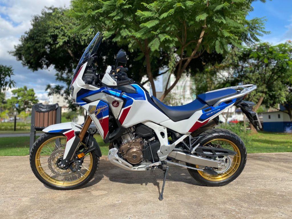 Honda AFRICA TWIN  2022/2022 - Chibiu Motos - Motos Nacionais e Importadas, Oficina Especializada, Loja de PeÃ§as, AcessÃ³rios e Boutique - Patos de Minas/MG