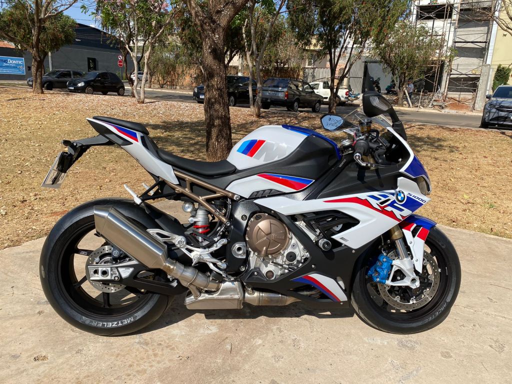 BMW S 1000 RR 2022/2022 - Chibiu Motos - Motos Nacionais e Importadas, Oficina Especializada, Loja de PeÃ§as, AcessÃ³rios e Boutique - Patos de Minas/MG