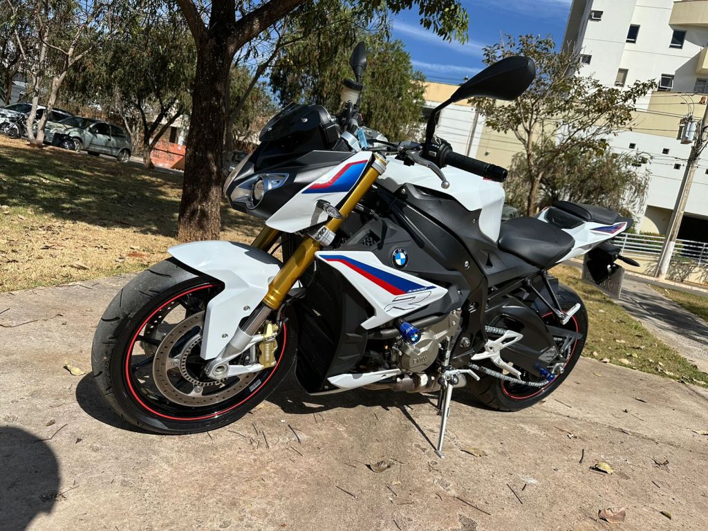 BMW S 1000 R 2018/2018 - Chibiu Motos - Motos Nacionais e Importadas, Oficina Especializada, Loja de PeÃ§as, AcessÃ³rios e Boutique - Patos de Minas/MG