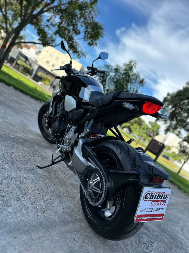 Honda CB 1000 2019/2019 - Chibiu Motos - Motos Nacionais e Importadas, Oficina Especializada, Loja de PeÃ§as, AcessÃ³rios e Boutique - Patos de Minas/MG