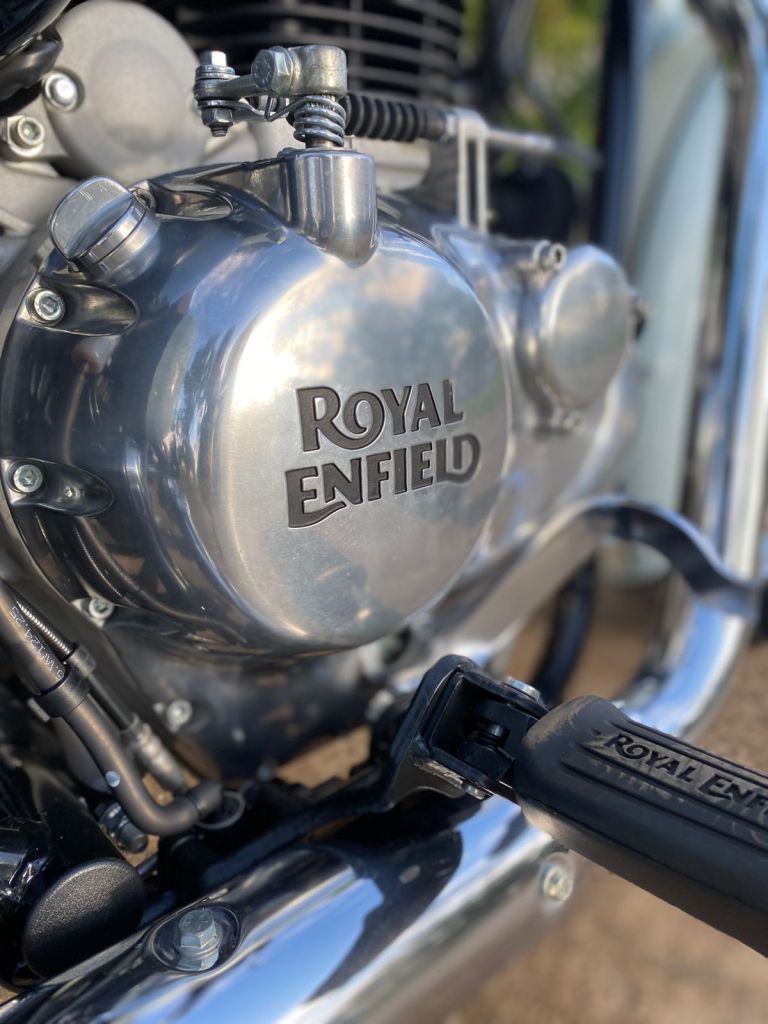 ROYAL ENFIELD  CLASSIC 350 2022/2023 - Chibiu Motos - Motos Nacionais e Importadas, Oficina Especializada, Loja de PeÃ§as, AcessÃ³rios e Boutique - Patos de Minas/MG