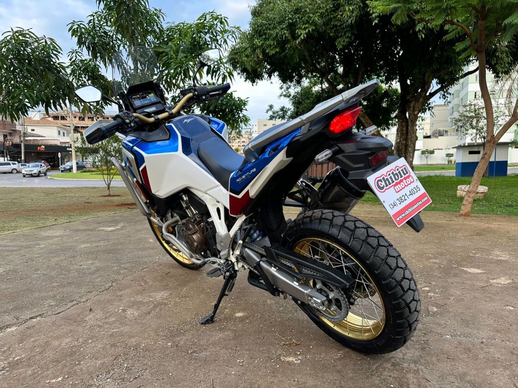 Honda AFRICA TWIN  2021/2021 - Chibiu Motos - Motos Nacionais e Importadas, Oficina Especializada, Loja de PeÃ§as, AcessÃ³rios e Boutique - Patos de Minas/MG