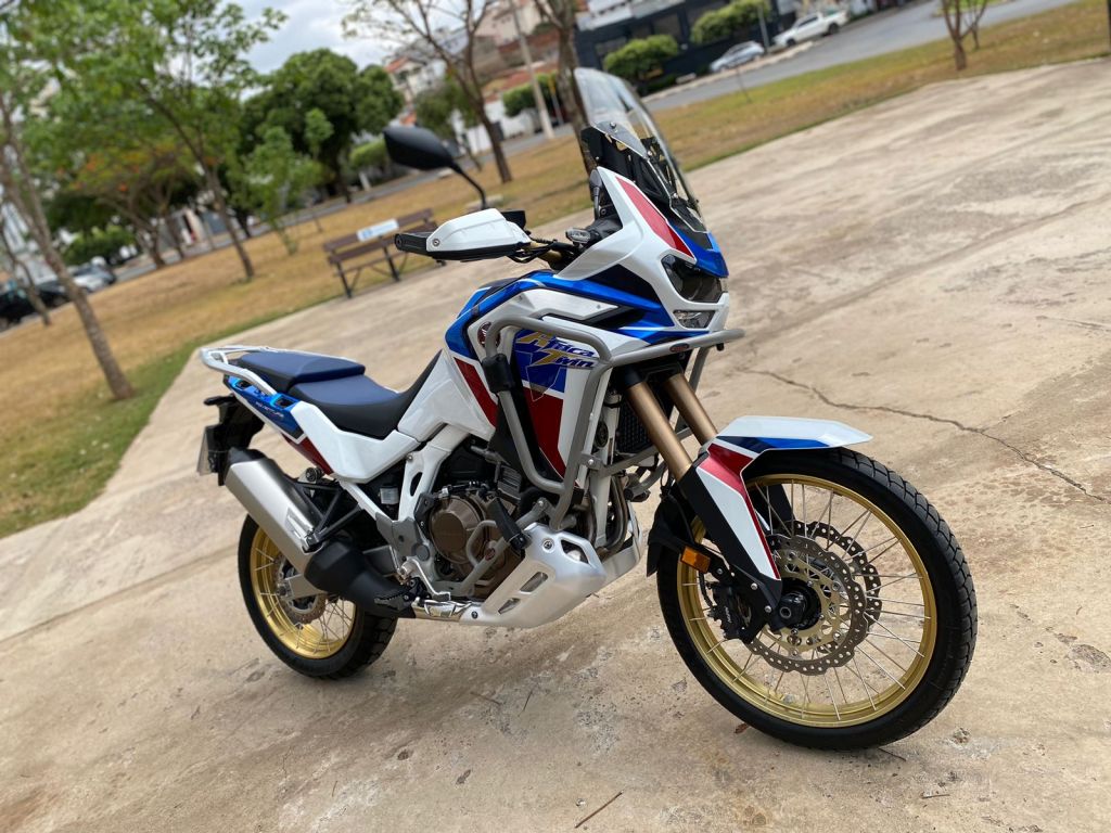 Honda AFRICA TWIN  2022/2022 - Chibiu Motos - Motos Nacionais e Importadas, Oficina Especializada, Loja de PeÃ§as, AcessÃ³rios e Boutique - Patos de Minas/MG