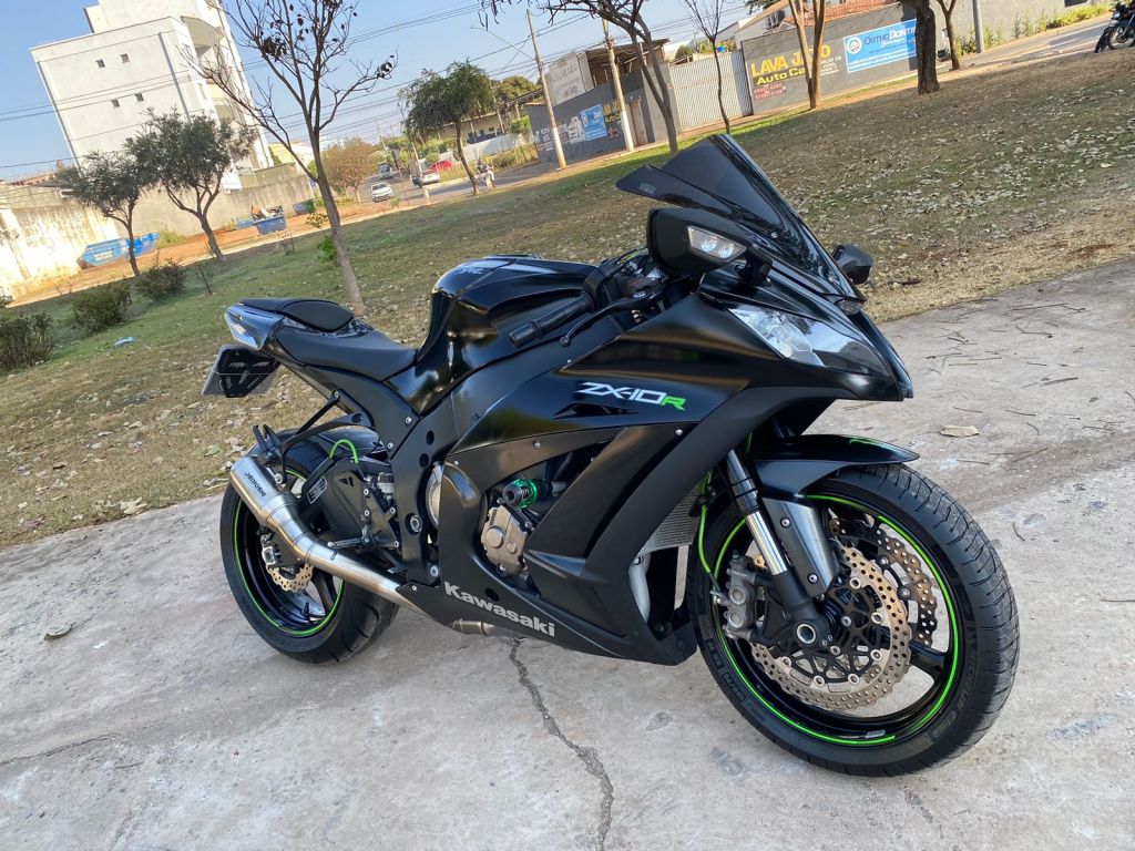 Kawasaki ZX 10 2014/2015 - Chibiu Motos - Motos Nacionais e Importadas, Oficina Especializada, Loja de PeÃ§as, AcessÃ³rios e Boutique - Patos de Minas/MG