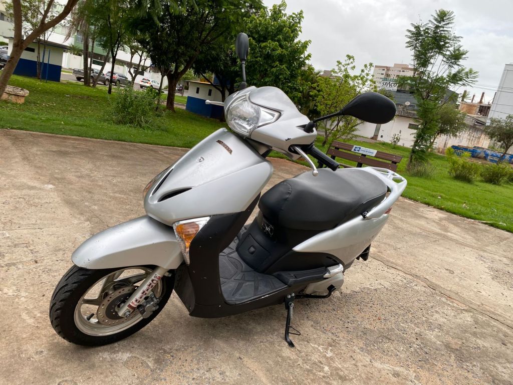 Honda Lead 110 2008/2008 - Chibiu Motos - Motos Nacionais e Importadas, Oficina Especializada, Loja de PeÃ§as, AcessÃ³rios e Boutique - Patos de Minas/MG