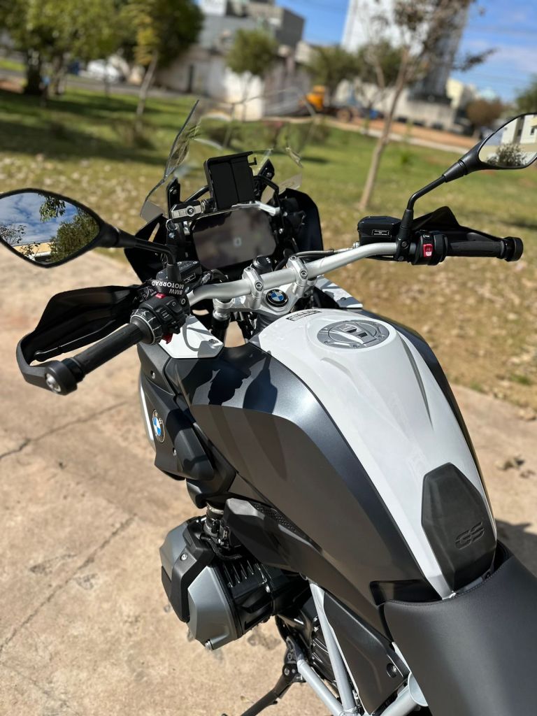 BMW R1250 GS PREMIUM  2023/2024 - Chibiu Motos - Motos Nacionais e Importadas, Oficina Especializada, Loja de PeÃ§as, AcessÃ³rios e Boutique - Patos de Minas/MG