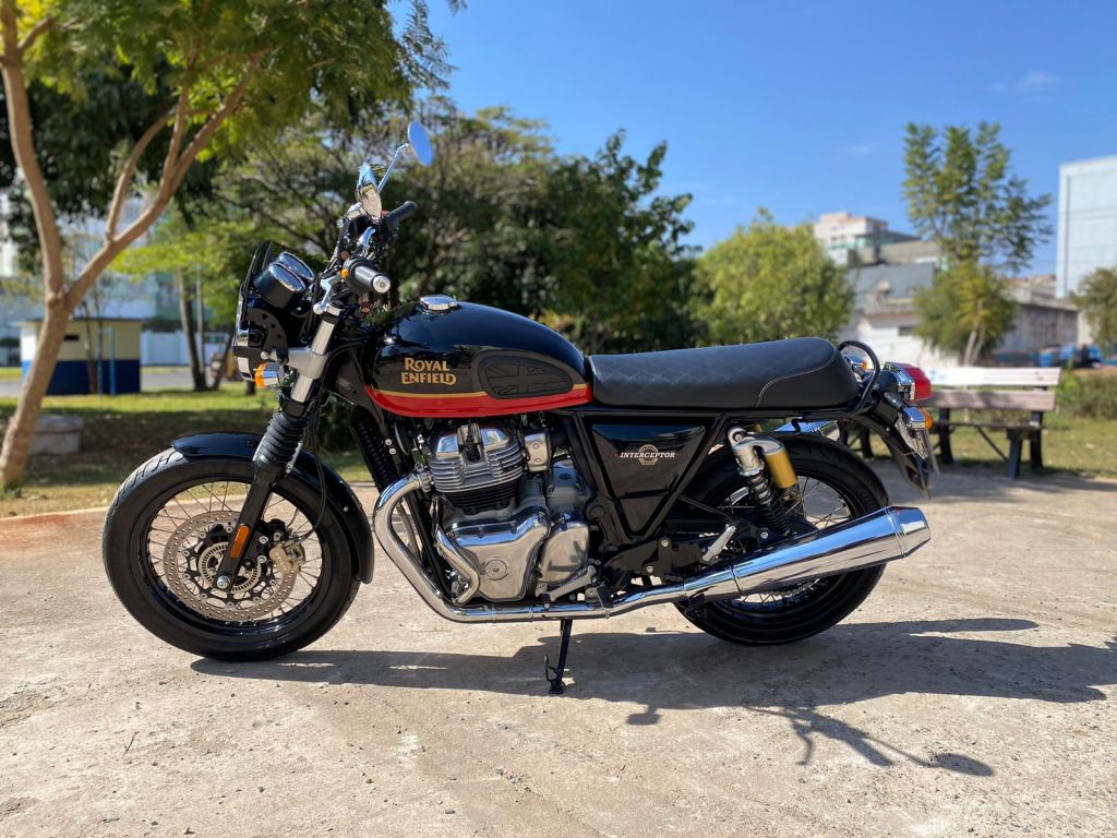 ROYAL ENFIELD  INTERCEPTOR 650 2023/2023 - Chibiu Motos - Motos Nacionais e Importadas, Oficina Especializada, Loja de PeÃ§as, AcessÃ³rios e Boutique - Patos de Minas/MG