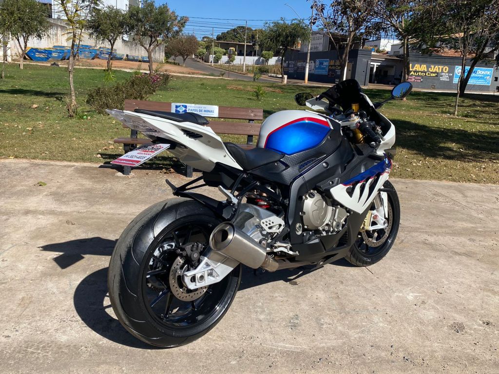 BMW S 1000 RR 2011/2012 - Chibiu Motos - Motos Nacionais e Importadas, Oficina Especializada, Loja de PeÃ§as, AcessÃ³rios e Boutique - Patos de Minas/MG