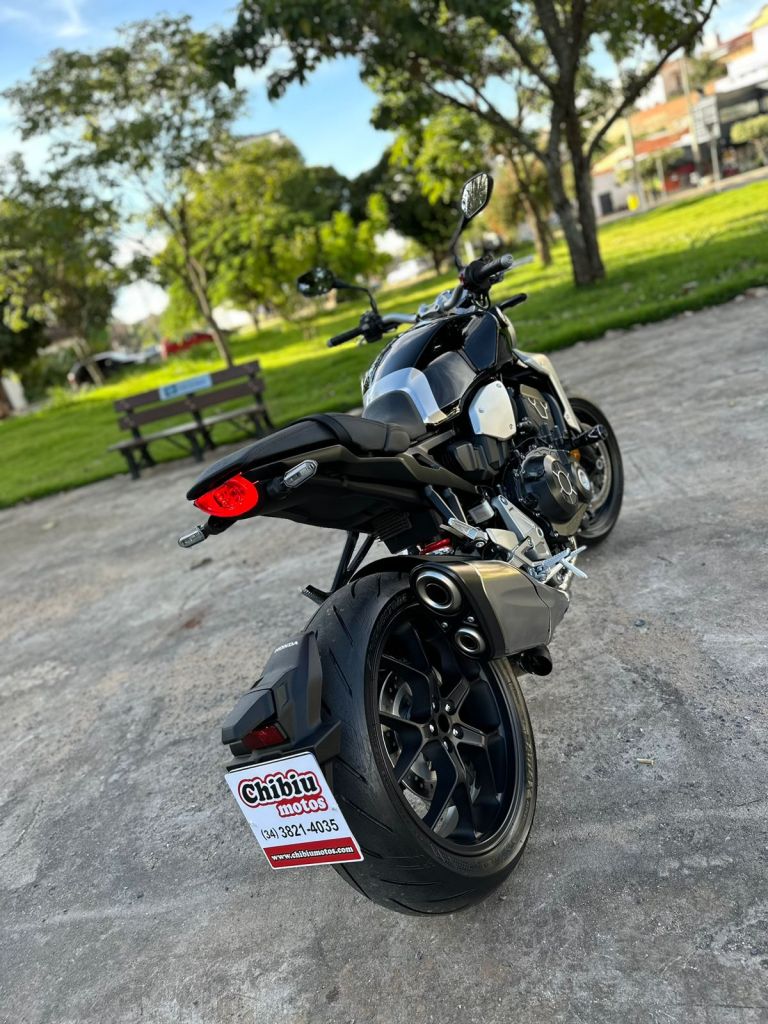 Honda CB 1000 2019/2019 - Chibiu Motos - Motos Nacionais e Importadas, Oficina Especializada, Loja de PeÃ§as, AcessÃ³rios e Boutique - Patos de Minas/MG