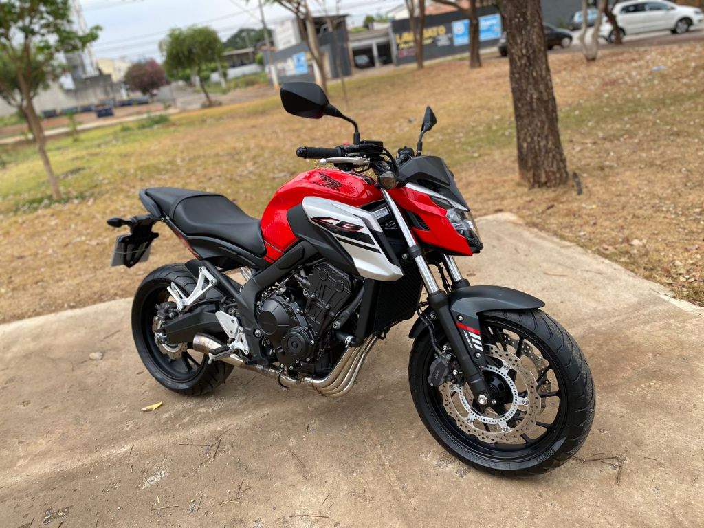 Honda CB 650 F  2018/2018 - Chibiu Motos - Motos Nacionais e Importadas, Oficina Especializada, Loja de PeÃ§as, AcessÃ³rios e Boutique - Patos de Minas/MG