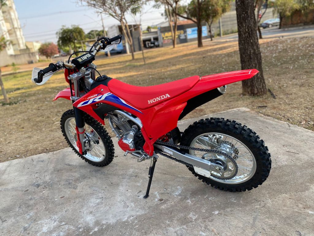 Honda CRF 250 2024/2024 - Chibiu Motos - Motos Nacionais e Importadas, Oficina Especializada, Loja de PeÃ§as, AcessÃ³rios e Boutique - Patos de Minas/MG