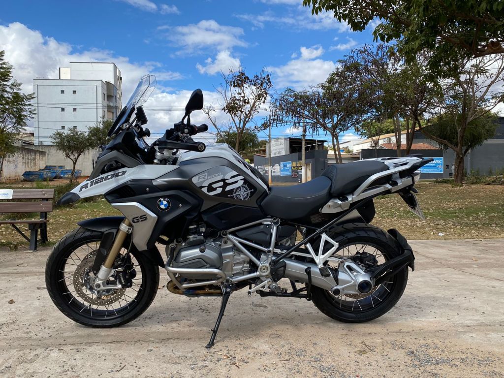 BMW R 1200 GS 2017/2017 - Chibiu Motos - Motos Nacionais e Importadas, Oficina Especializada, Loja de PeÃ§as, AcessÃ³rios e Boutique - Patos de Minas/MG