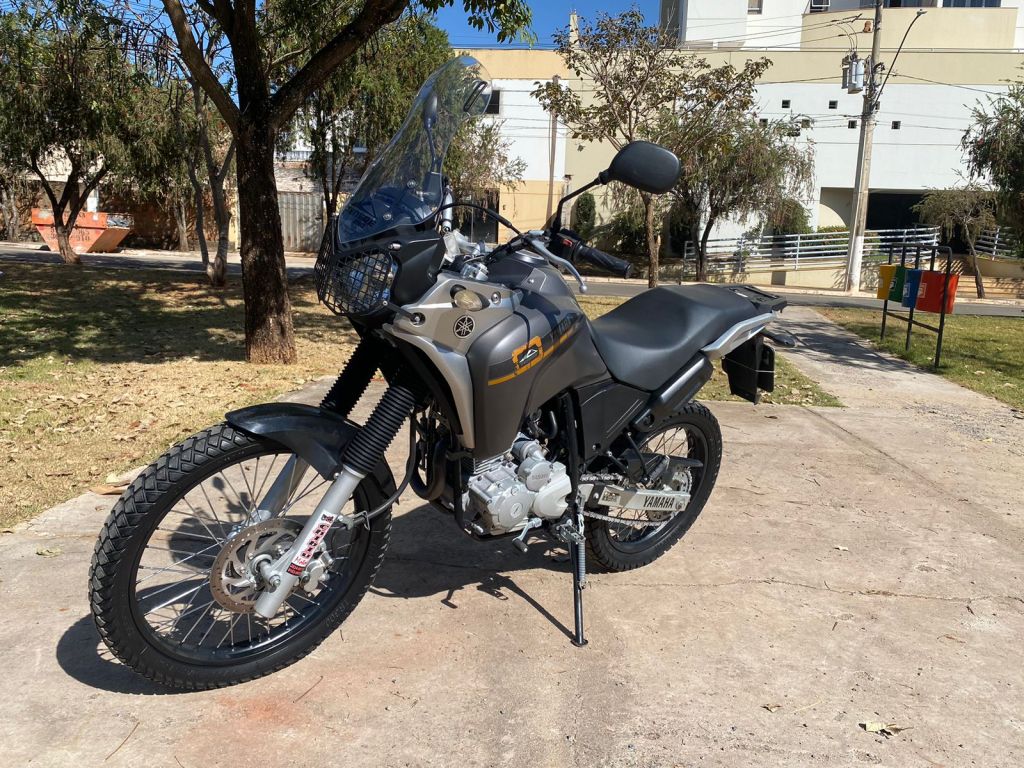 Yamaha Tenere 250 2015/2016 - Chibiu Motos - Motos Nacionais e Importadas, Oficina Especializada, Loja de PeÃ§as, AcessÃ³rios e Boutique - Patos de Minas/MG