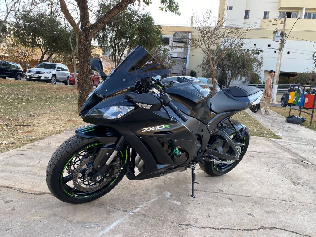 Kawasaki ZX 10 2014/2015 - Chibiu Motos - Motos Nacionais e Importadas, Oficina Especializada, Loja de PeÃ§as, AcessÃ³rios e Boutique - Patos de Minas/MG