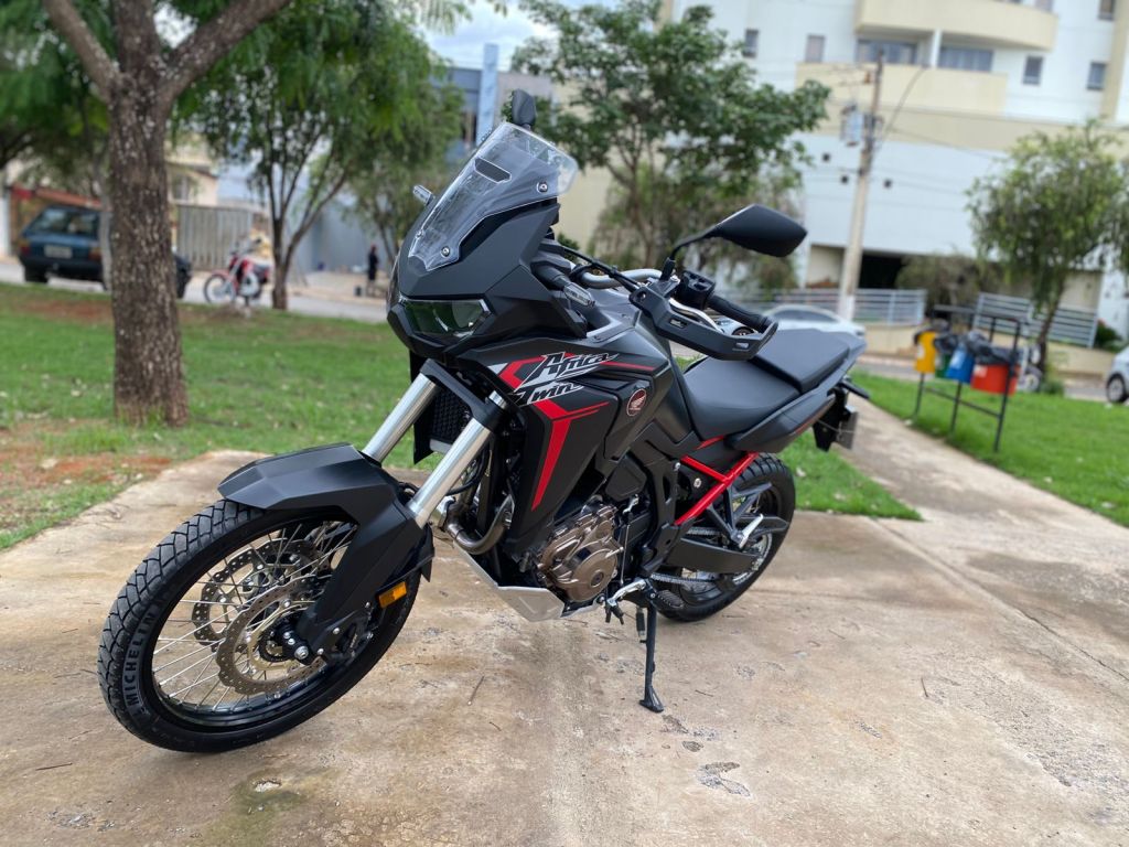 Honda AFRICA TWIN  2022/2022 - Chibiu Motos - Motos Nacionais e Importadas, Oficina Especializada, Loja de PeÃ§as, AcessÃ³rios e Boutique - Patos de Minas/MG