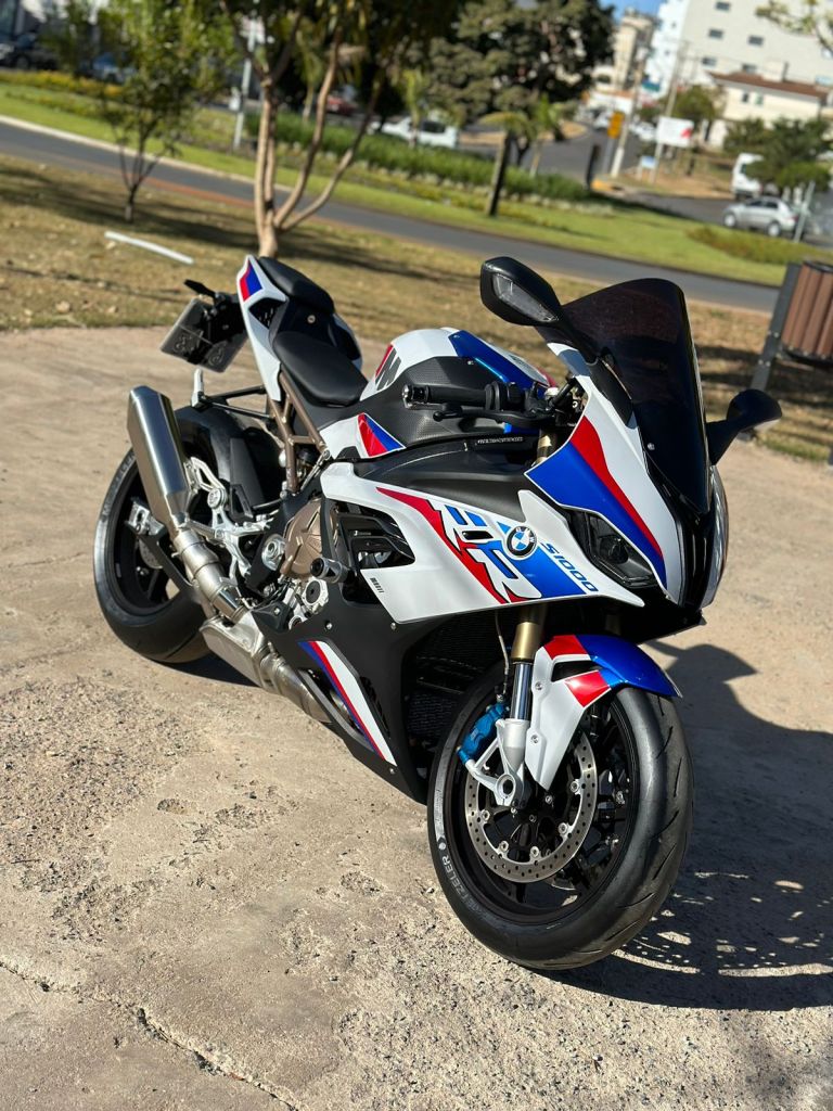 BMW S 1000 RR 2022/2022 - Chibiu Motos - Motos Nacionais e Importadas, Oficina Especializada, Loja de PeÃ§as, AcessÃ³rios e Boutique - Patos de Minas/MG