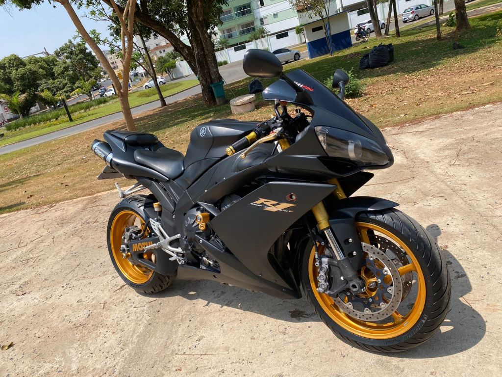 Yamaha R1 2007/2008 - Chibiu Motos - Motos Nacionais e Importadas, Oficina Especializada, Loja de PeÃ§as, AcessÃ³rios e Boutique - Patos de Minas/MG