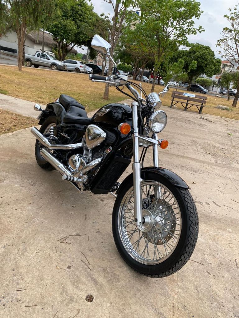 Honda SHADOW 600 2004/2004 - Chibiu Motos - Motos Nacionais e Importadas, Oficina Especializada, Loja de PeÃ§as, AcessÃ³rios e Boutique - Patos de Minas/MG