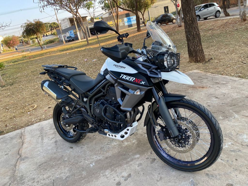 Triumph Tiger 800 XCX 2017/2018 - Chibiu Motos - Motos Nacionais e Importadas, Oficina Especializada, Loja de PeÃ§as, AcessÃ³rios e Boutique - Patos de Minas/MG