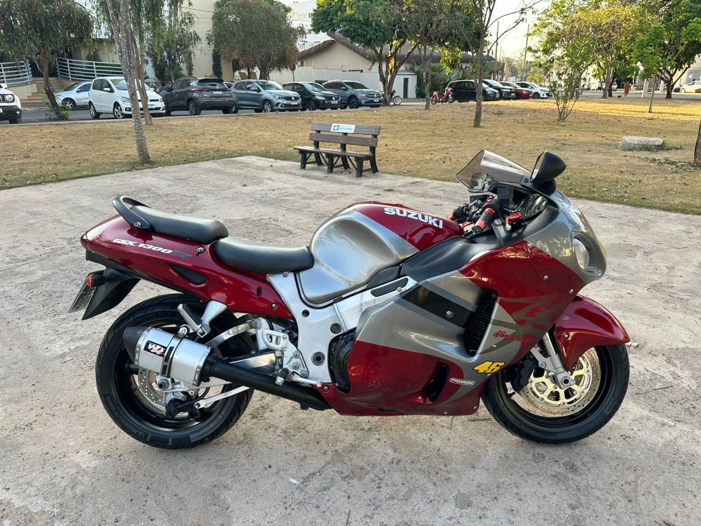 Suzuki GSX 1300 Hayabusa 2001/2001 - Chibiu Motos - Motos Nacionais e Importadas, Oficina Especializada, Loja de PeÃ§as, AcessÃ³rios e Boutique - Patos de Minas/MG