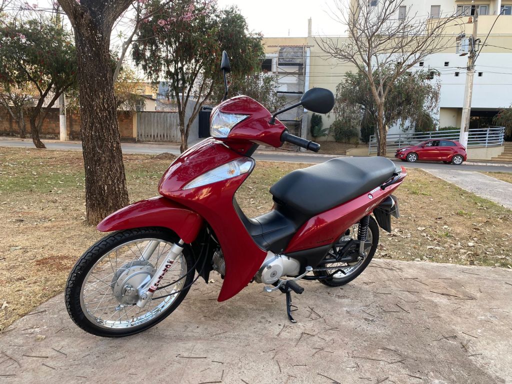 Honda Biz 125 2014/2014 - Chibiu Motos - Motos Nacionais e Importadas, Oficina Especializada, Loja de PeÃ§as, AcessÃ³rios e Boutique - Patos de Minas/MG