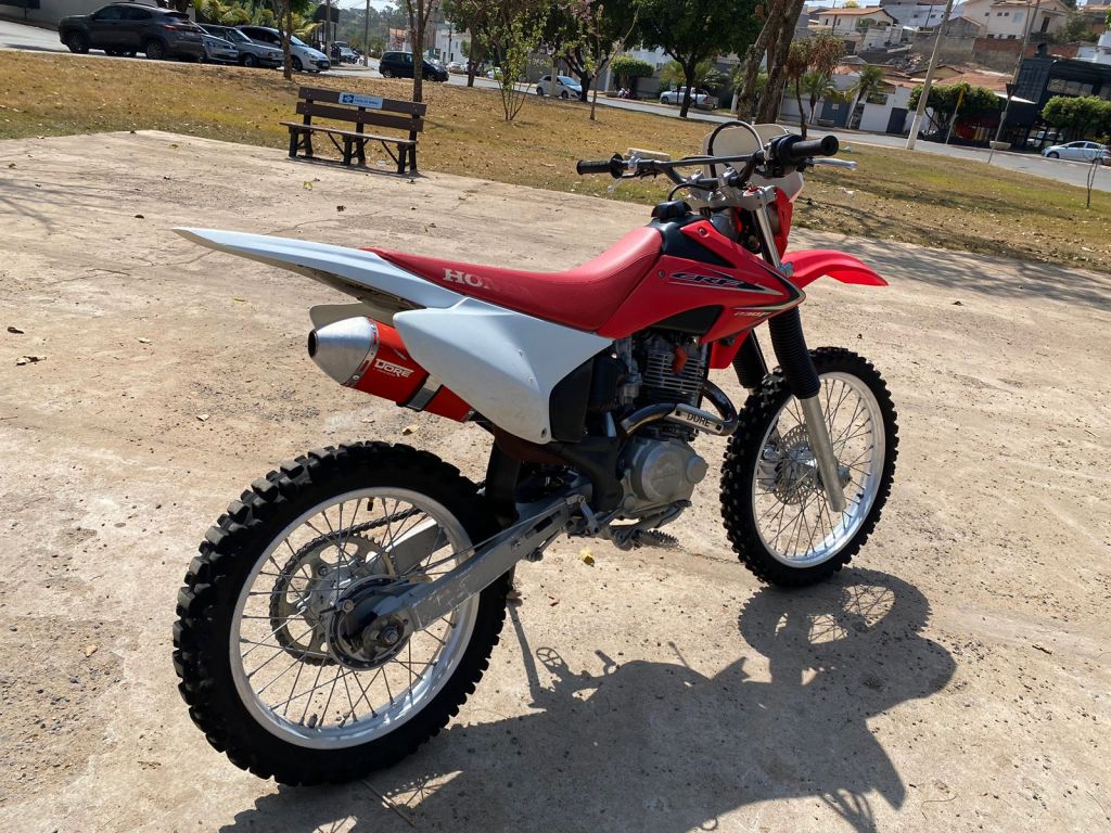 Honda CRF 230 2014/2014 - Chibiu Motos - Motos Nacionais e Importadas, Oficina Especializada, Loja de PeÃ§as, AcessÃ³rios e Boutique - Patos de Minas/MG