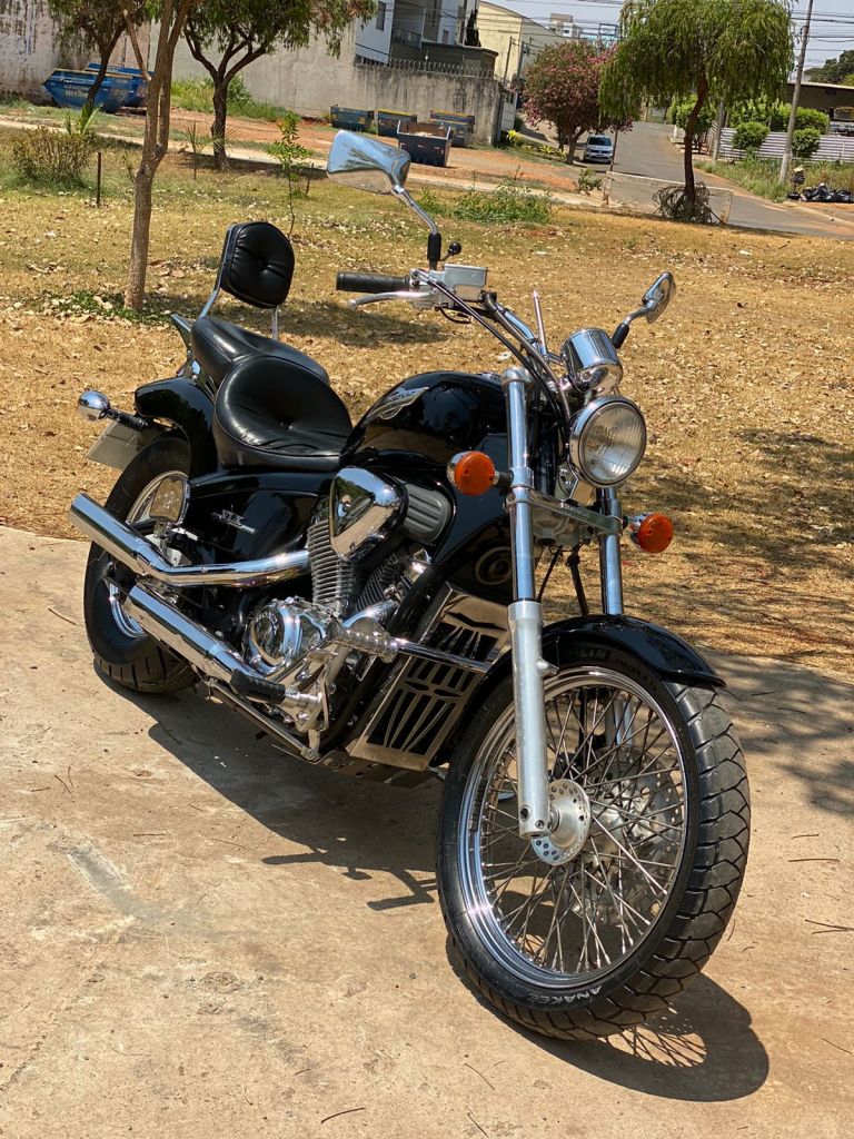 Honda SHADOW 600 2002/2002 - Chibiu Motos - Motos Nacionais e Importadas, Oficina Especializada, Loja de PeÃ§as, AcessÃ³rios e Boutique - Patos de Minas/MG