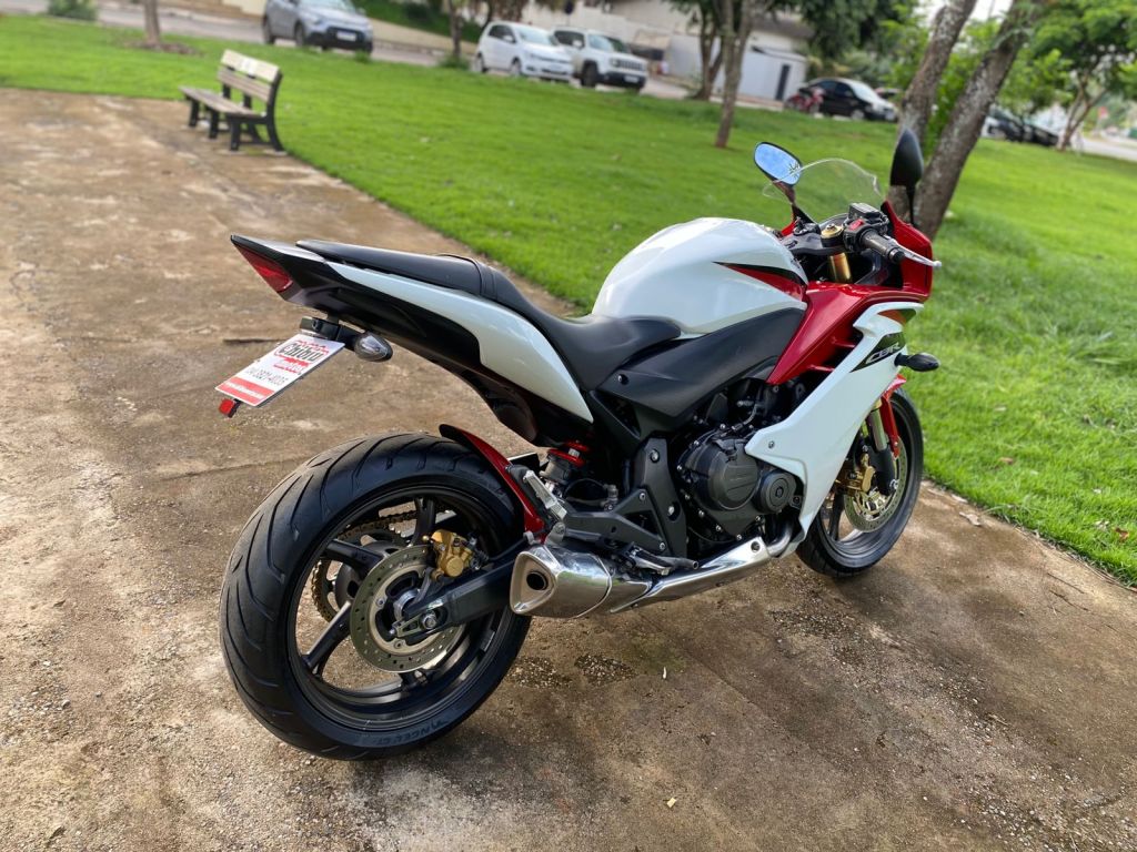 Honda CBR 600 F 2013/2013 - Chibiu Motos - Motos Nacionais e Importadas, Oficina Especializada, Loja de PeÃ§as, AcessÃ³rios e Boutique - Patos de Minas/MG