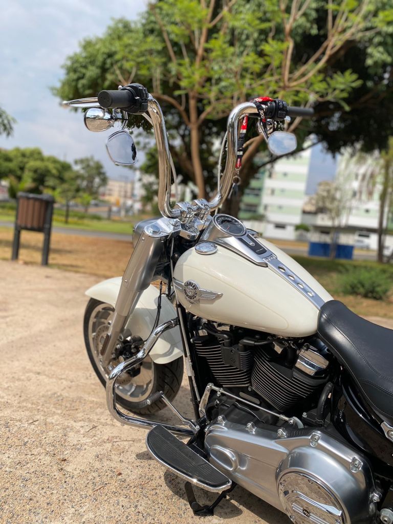 Harley-Davidson FAT BOY 107 2018/2018 - Chibiu Motos - Motos Nacionais e Importadas, Oficina Especializada, Loja de PeÃ§as, AcessÃ³rios e Boutique - Patos de Minas/MG