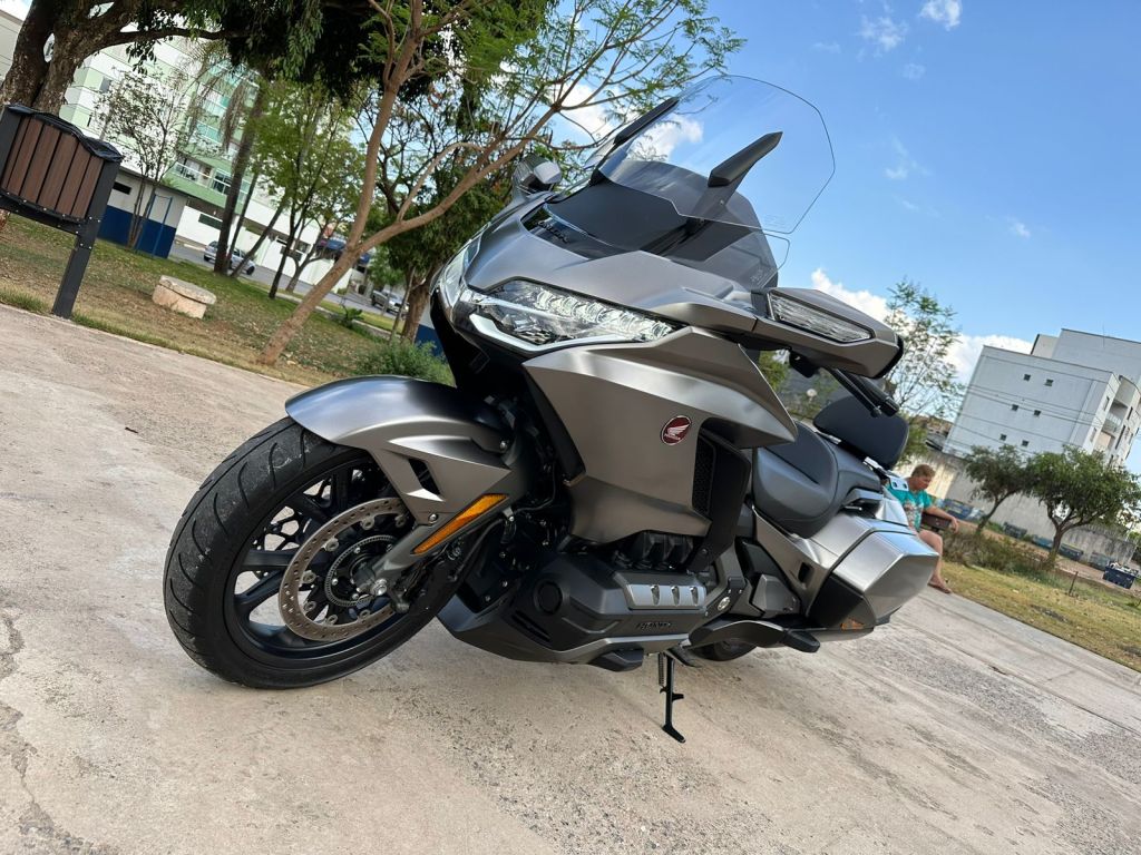 Honda Gold Wing 1800 2018/2019 - Chibiu Motos - Motos Nacionais e Importadas, Oficina Especializada, Loja de PeÃ§as, AcessÃ³rios e Boutique - Patos de Minas/MG