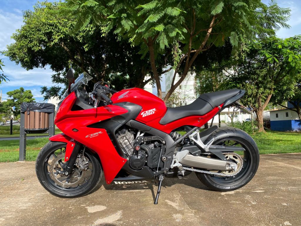 Honda CBR 650 F 2015/2015 - Chibiu Motos - Motos Nacionais e Importadas, Oficina Especializada, Loja de PeÃ§as, AcessÃ³rios e Boutique - Patos de Minas/MG